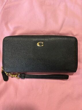 Coach Black Leather Wristlet Wallet